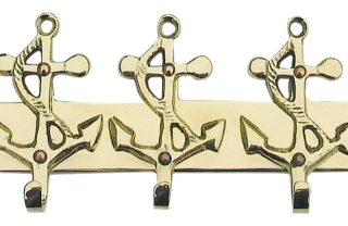 Schlüsselhaken mit 3 Ankern aus Messing | Maritime Wanddeko